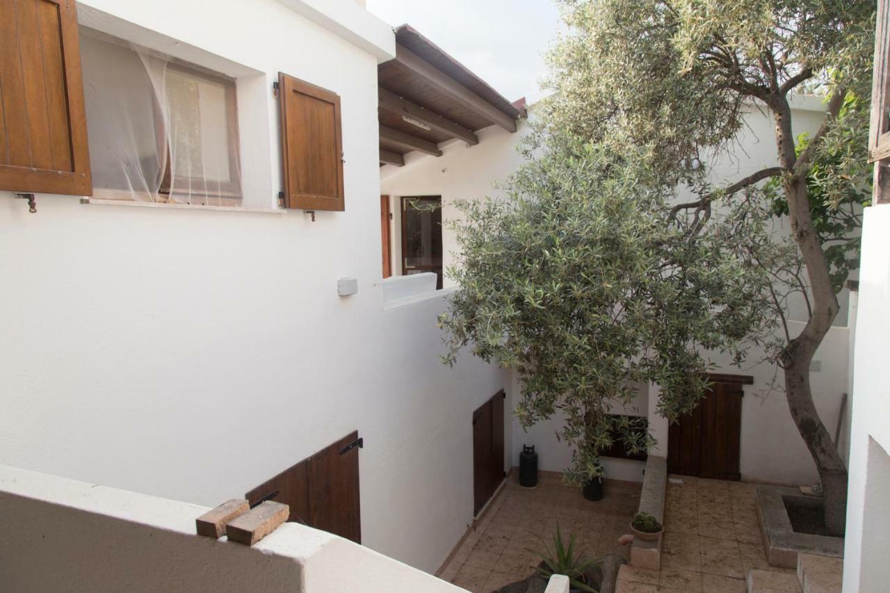 Ulivo Apartment Quartu SantʼElena Exterior foto
